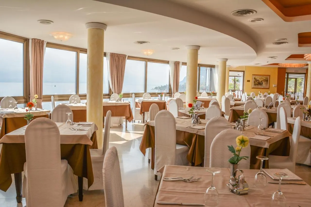 Hotel Astor Limone sul Garda