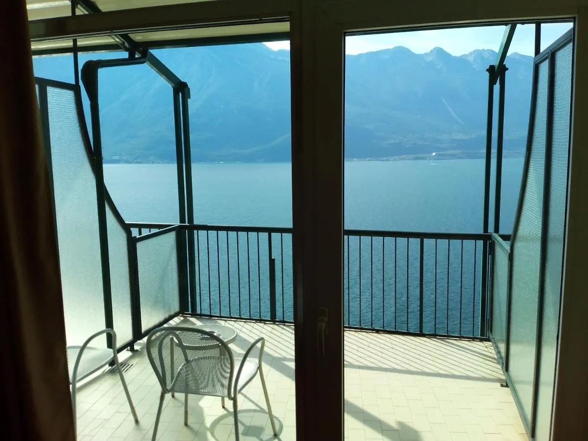 Hotel Astor Limone sul Garda Italia