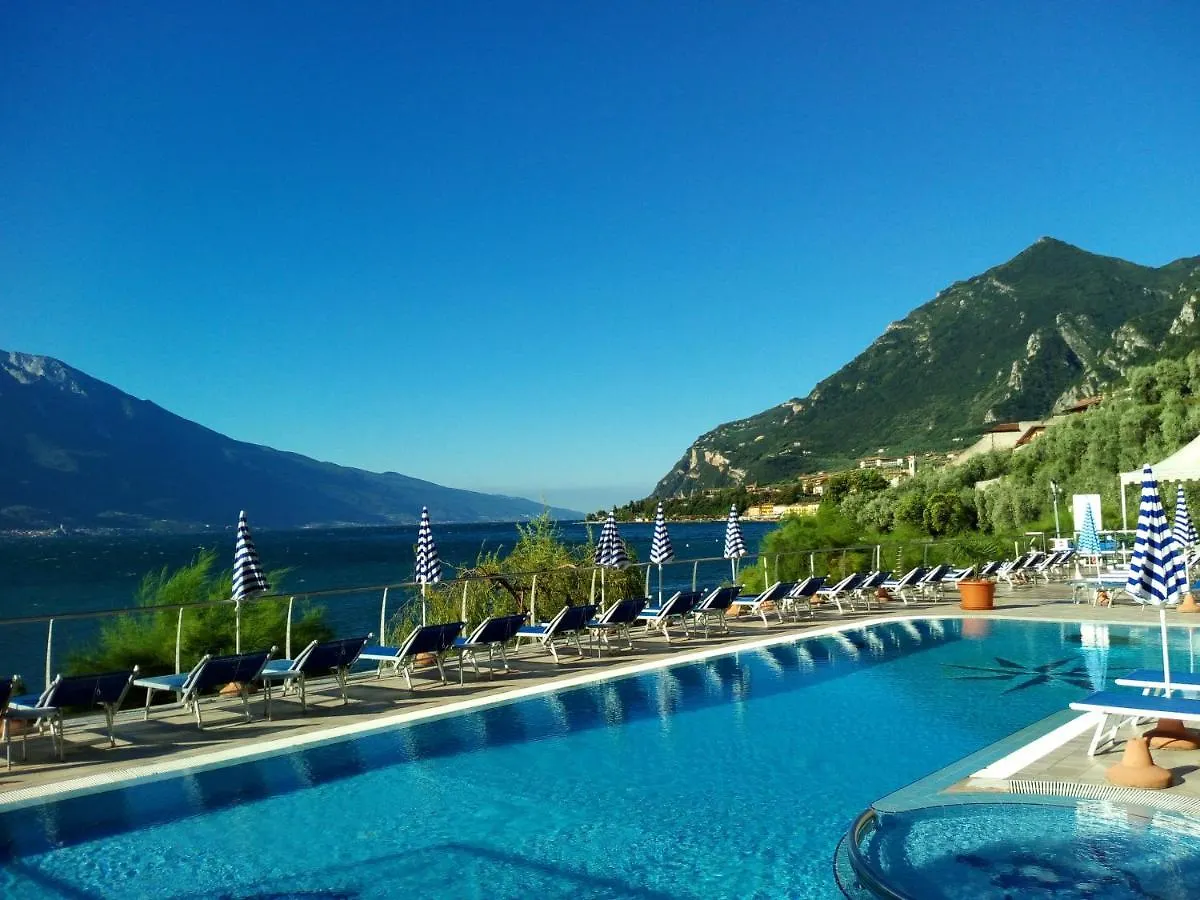 Hotel Astor Limone sul Garda 4*,  Italia