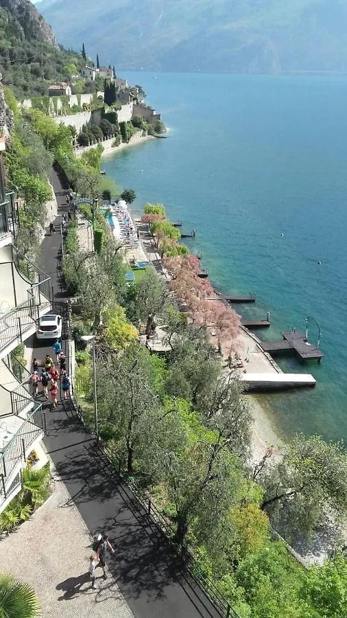 Hotel Astor Limone sul Garda 4*,  Italia