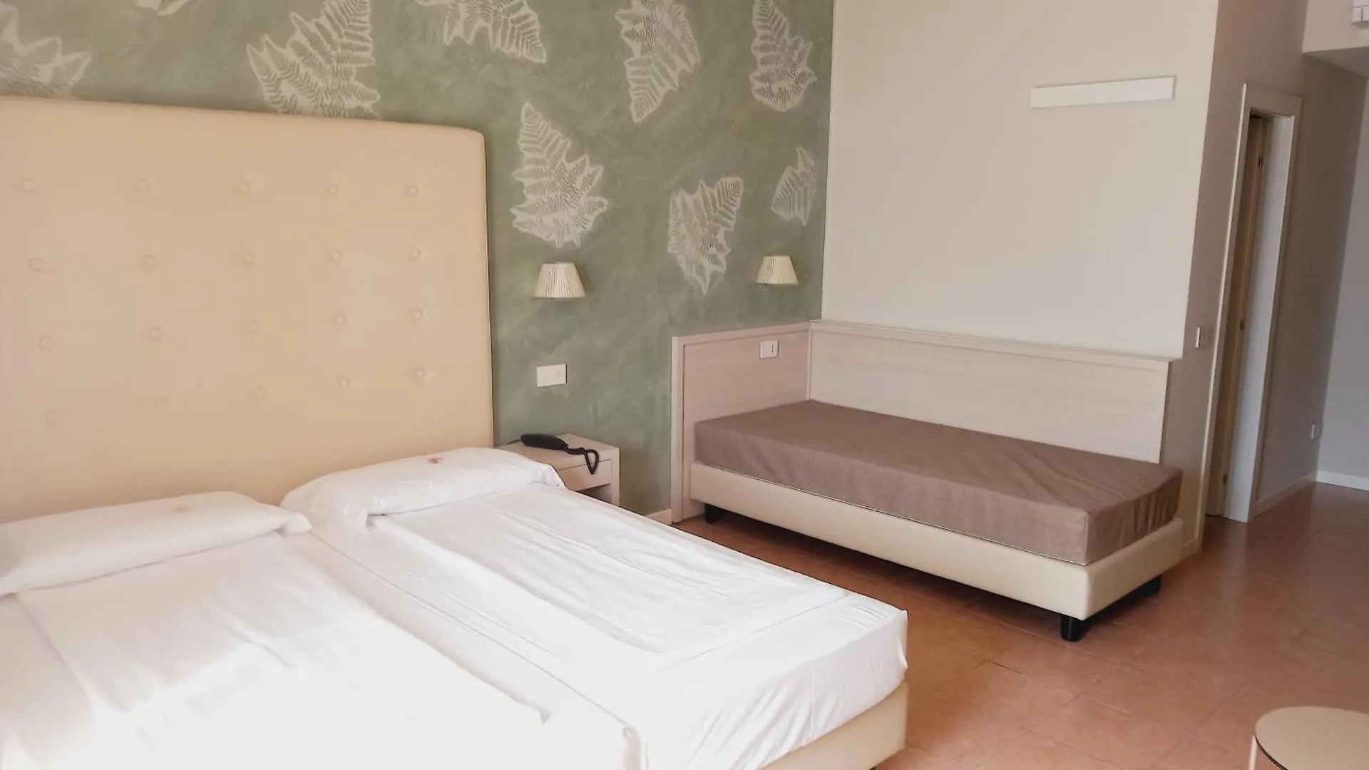 Hotel Astor Limone sul Garda Italia