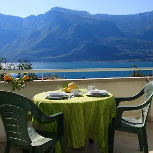 Apartment Aranci, Limone sul Garda